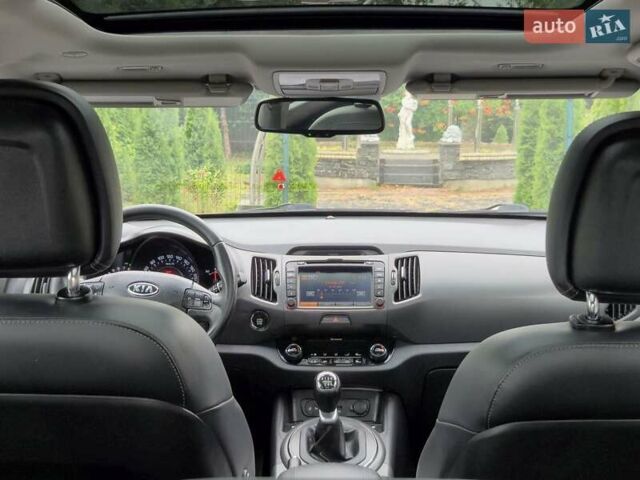 Оранжевый Киа Sportage, объемом двигателя 1.6 л и пробегом 220 тыс. км за 11200 $, фото 23 на Automoto.ua