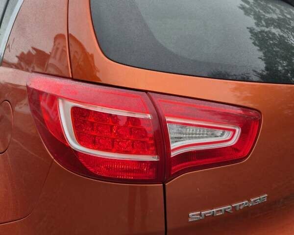 Оранжевый Киа Sportage, объемом двигателя 1.6 л и пробегом 220 тыс. км за 11200 $, фото 40 на Automoto.ua