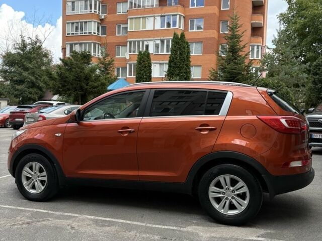 Оранжевый Киа Sportage, объемом двигателя 2 л и пробегом 197 тыс. км за 12000 $, фото 7 на Automoto.ua