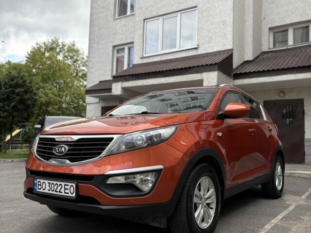 Оранжевый Киа Sportage, объемом двигателя 2 л и пробегом 197 тыс. км за 12000 $, фото 6 на Automoto.ua