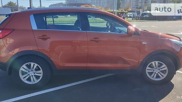 Оранжевый Киа Sportage, объемом двигателя 1.7 л и пробегом 169 тыс. км за 13000 $, фото 10 на Automoto.ua