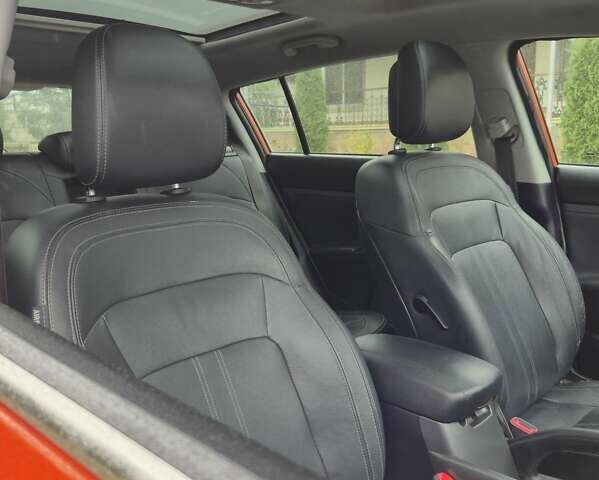 Оранжевый Киа Sportage, объемом двигателя 1.6 л и пробегом 220 тыс. км за 11200 $, фото 11 на Automoto.ua