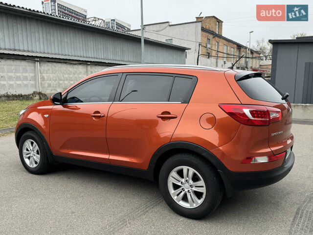 Оранжевый Киа Sportage, объемом двигателя 2 л и пробегом 143 тыс. км за 12300 $, фото 9 на Automoto.ua