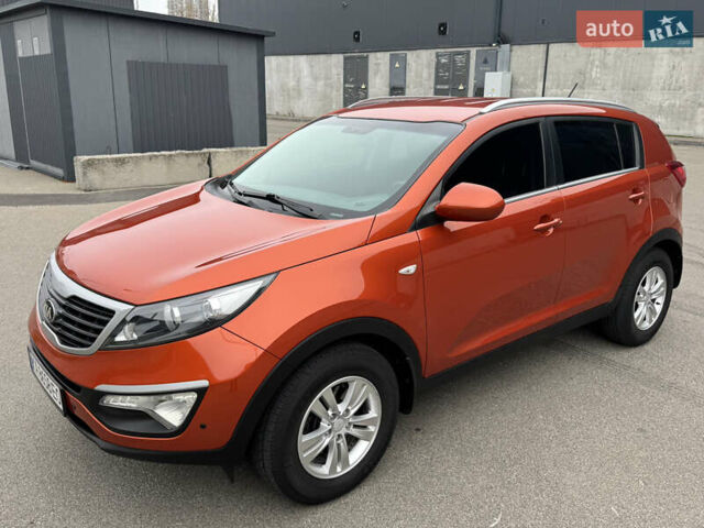 Оранжевый Киа Sportage, объемом двигателя 2 л и пробегом 143 тыс. км за 12300 $, фото 12 на Automoto.ua