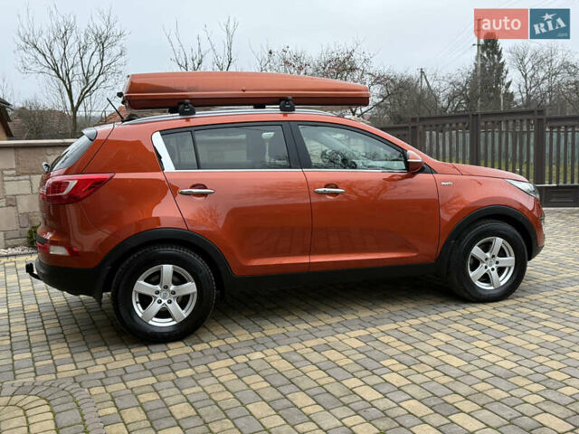 Оранжевый Киа Sportage, объемом двигателя 2 л и пробегом 195 тыс. км за 13850 $, фото 5 на Automoto.ua