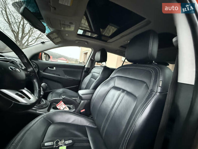 Оранжевый Киа Sportage, объемом двигателя 2 л и пробегом 195 тыс. км за 13850 $, фото 18 на Automoto.ua
