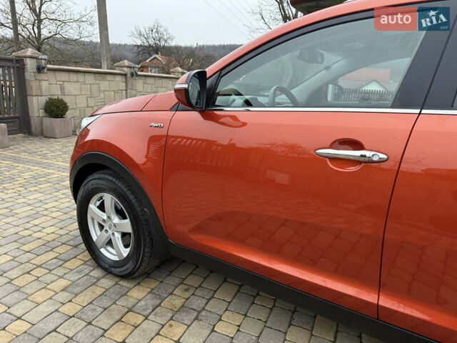 Оранжевый Киа Sportage, объемом двигателя 2 л и пробегом 195 тыс. км за 13850 $, фото 40 на Automoto.ua