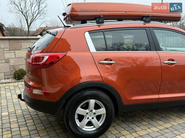 Оранжевый Киа Sportage, объемом двигателя 2 л и пробегом 195 тыс. км за 13850 $, фото 6 на Automoto.ua
