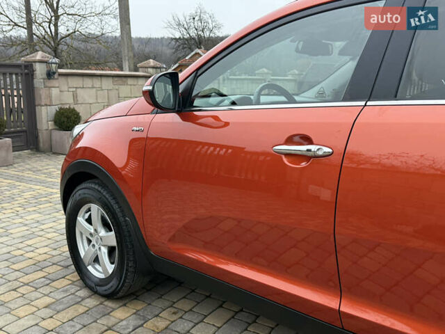 Оранжевый Киа Sportage, объемом двигателя 2 л и пробегом 195 тыс. км за 13850 $, фото 9 на Automoto.ua