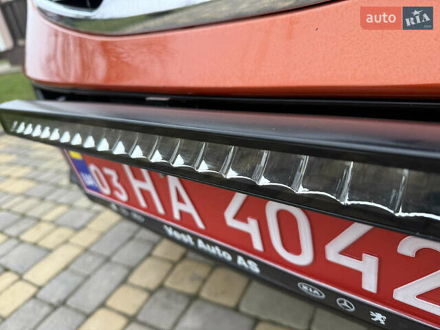 Оранжевый Киа Sportage, объемом двигателя 2 л и пробегом 195 тыс. км за 13850 $, фото 60 на Automoto.ua