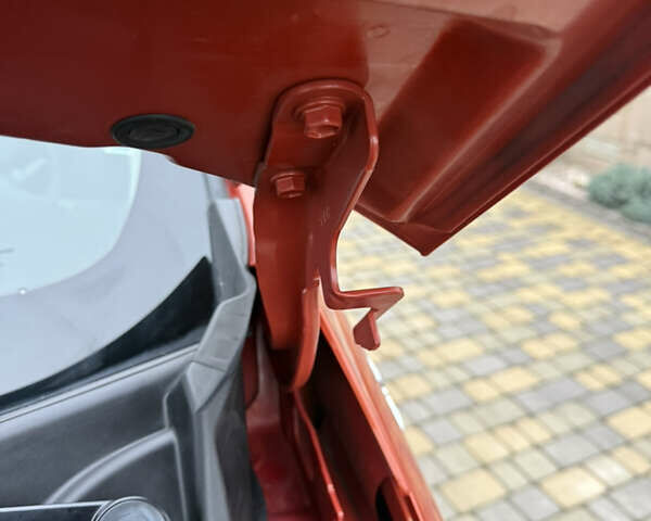 Оранжевый Киа Sportage, объемом двигателя 2 л и пробегом 195 тыс. км за 13850 $, фото 57 на Automoto.ua