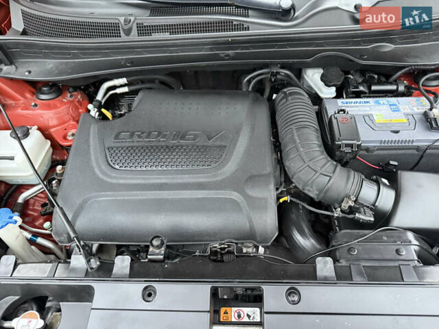 Оранжевый Киа Sportage, объемом двигателя 2 л и пробегом 195 тыс. км за 13850 $, фото 55 на Automoto.ua