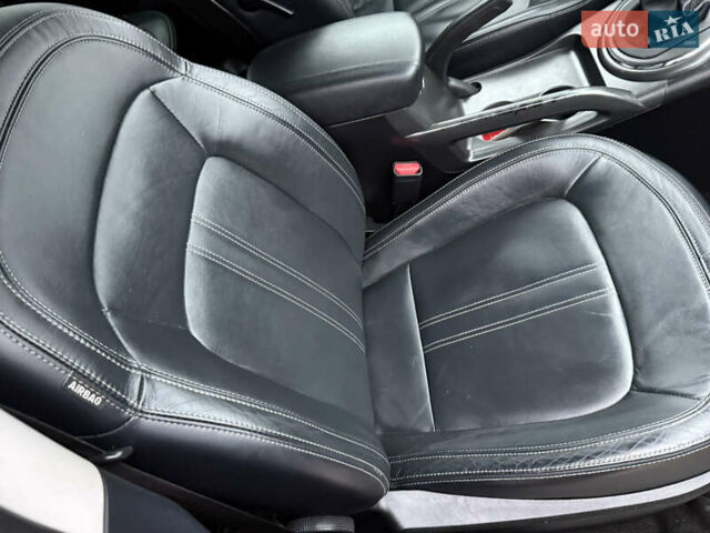 Оранжевый Киа Sportage, объемом двигателя 2 л и пробегом 195 тыс. км за 13850 $, фото 23 на Automoto.ua