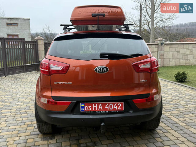 Оранжевый Киа Sportage, объемом двигателя 2 л и пробегом 195 тыс. км за 13850 $, фото 7 на Automoto.ua