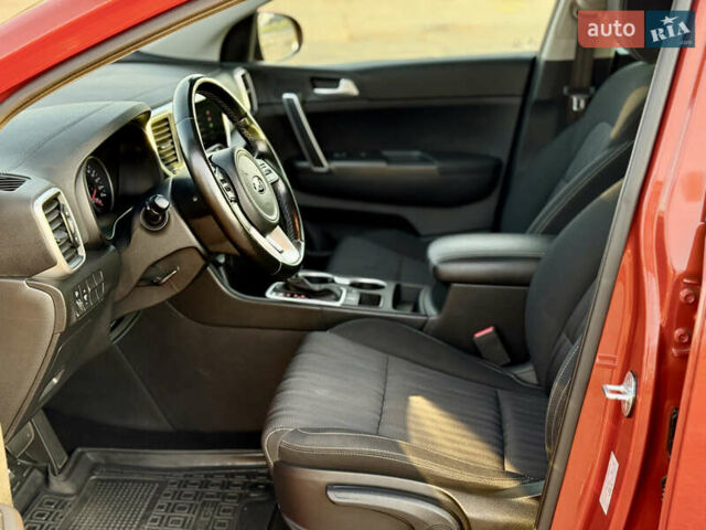 Оранжевый Киа Sportage, объемом двигателя 1.59 л и пробегом 26 тыс. км за 19500 $, фото 11 на Automoto.ua