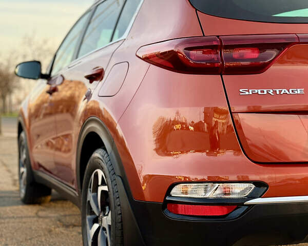 Оранжевый Киа Sportage, объемом двигателя 1.59 л и пробегом 26 тыс. км за 19500 $, фото 27 на Automoto.ua