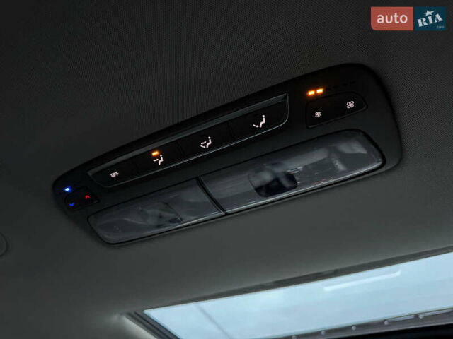 Белый Киа Telluride, объемом двигателя 3.78 л и пробегом 48 тыс. км за 28600 $, фото 34 на Automoto.ua