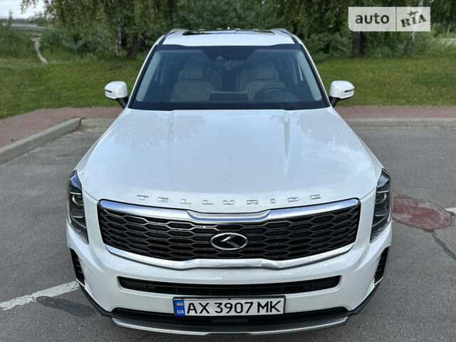 Белый Киа Telluride, объемом двигателя 3.78 л и пробегом 46 тыс. км за 29500 $, фото 7 на Automoto.ua