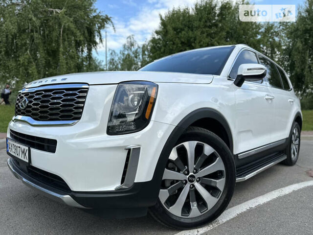 Белый Киа Telluride, объемом двигателя 3.78 л и пробегом 46 тыс. км за 29500 $, фото 16 на Automoto.ua