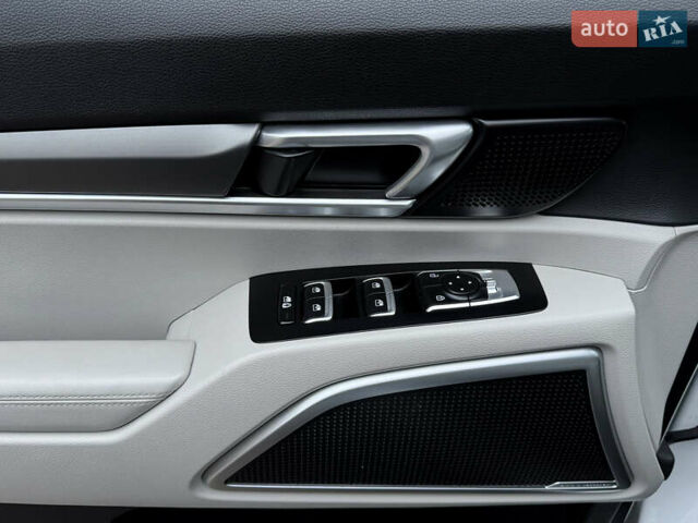 Белый Киа Telluride, объемом двигателя 3.78 л и пробегом 48 тыс. км за 28600 $, фото 16 на Automoto.ua