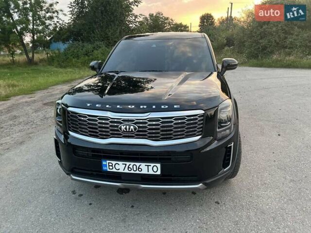 Чорний Кіа Telluride, об'ємом двигуна 3.78 л та пробігом 27 тис. км за 25000 $, фото 8 на Automoto.ua