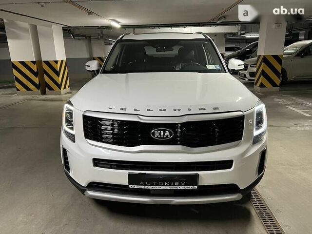 Кіа Telluride, об'ємом двигуна 3.8 л та пробігом 18 тис. км за 32300 $, фото 3 на Automoto.ua