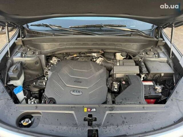 Киа Telluride, объемом двигателя 3.8 л и пробегом 55 тыс. км за 15200 $, фото 6 на Automoto.ua