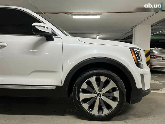 Киа Telluride, объемом двигателя 3.8 л и пробегом 4 тыс. км за 37500 $, фото 13 на Automoto.ua