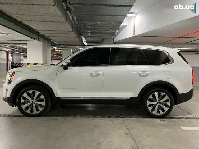 Киа Telluride, объемом двигателя 3.8 л и пробегом 4 тыс. км за 37500 $, фото 5 на Automoto.ua
