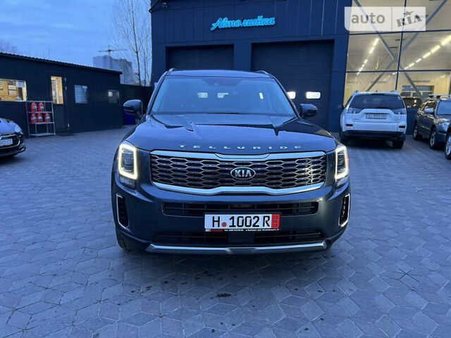 Сірий Кіа Telluride, об'ємом двигуна 3.8 л та пробігом 28 тис. км за 31600 $, фото 17 на Automoto.ua