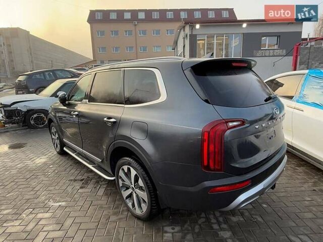 Серый Киа Telluride, объемом двигателя 3.8 л и пробегом 55 тыс. км за 16500 $, фото 2 на Automoto.ua