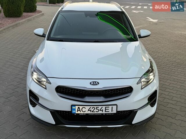 Белый Киа XCeed, объемом двигателя 1.4 л и пробегом 84 тыс. км за 18200 $, фото 26 на Automoto.ua