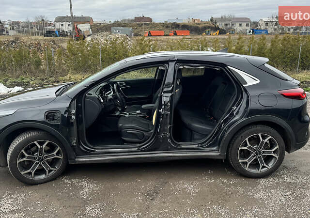 Чорний Кіа XCeed, об'ємом двигуна 1.58 л та пробігом 97 тис. км за 15400 $, фото 8 на Automoto.ua