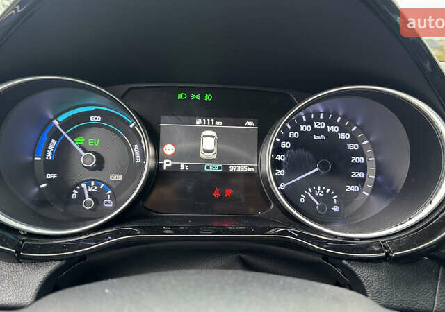 Чорний Кіа XCeed, об'ємом двигуна 1.58 л та пробігом 97 тис. км за 15400 $, фото 23 на Automoto.ua