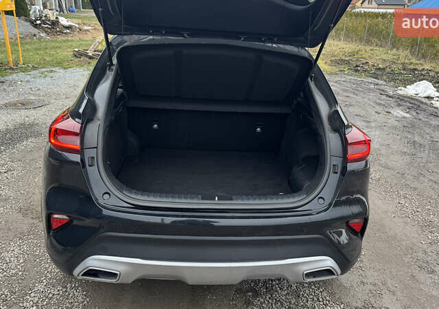 Чорний Кіа XCeed, об'ємом двигуна 1.58 л та пробігом 97 тис. км за 15400 $, фото 14 на Automoto.ua