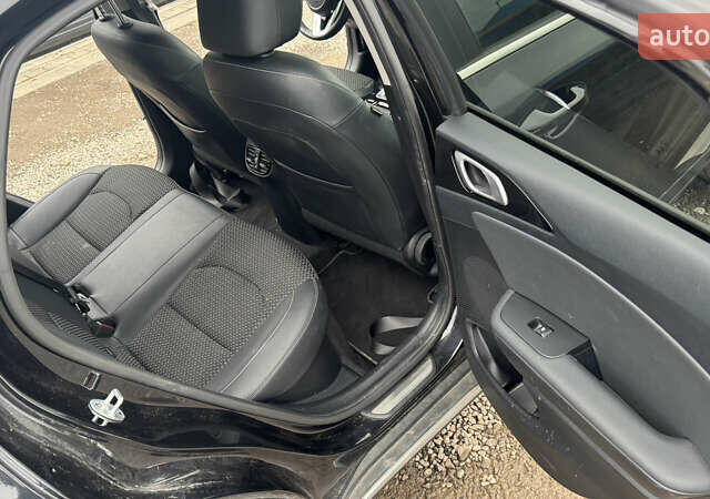 Чорний Кіа XCeed, об'ємом двигуна 1.58 л та пробігом 97 тис. км за 15400 $, фото 16 на Automoto.ua