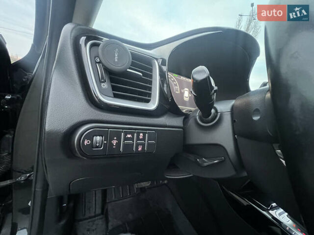 Черный Киа XCeed, объемом двигателя 1.35 л и пробегом 70 тыс. км за 17200 $, фото 18 на Automoto.ua