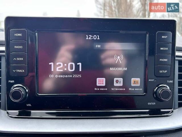 Чорний Кіа XCeed, об'ємом двигуна 1.35 л та пробігом 67 тис. км за 19000 $, фото 19 на Automoto.ua