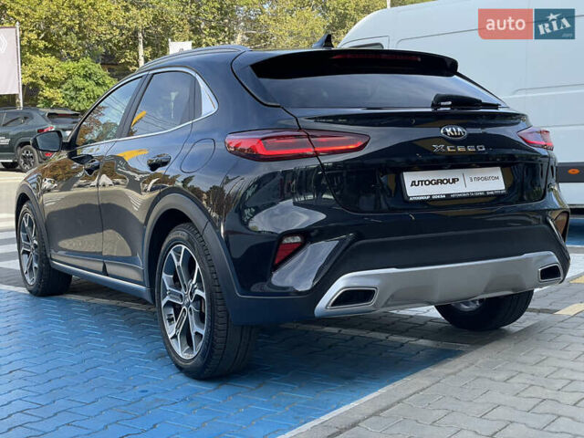 Чорний Кіа XCeed, об'ємом двигуна 1.35 л та пробігом 70 тис. км за 17900 $, фото 6 на Automoto.ua