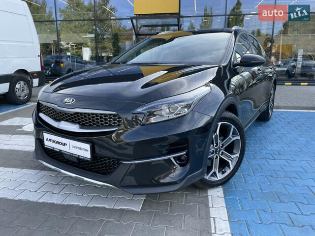 Чорний Кіа XCeed, об'ємом двигуна 1.35 л та пробігом 70 тис. км за 17900 $, фото 1 на Automoto.ua