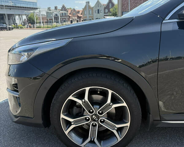 Черный Киа XCeed, объемом двигателя 1.35 л и пробегом 65 тыс. км за 22200 $, фото 10 на Automoto.ua