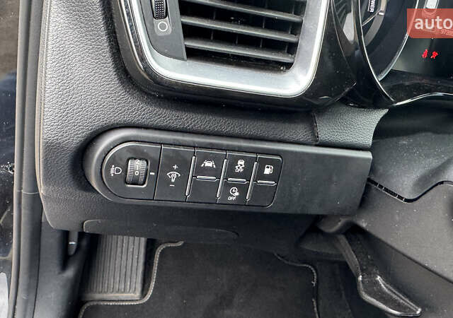 Чорний Кіа XCeed, об'ємом двигуна 1.58 л та пробігом 97 тис. км за 15400 $, фото 22 на Automoto.ua