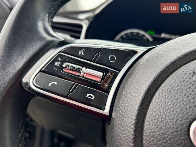 Чорний Кіа XCeed, об'ємом двигуна 1.35 л та пробігом 67 тис. км за 19000 $, фото 16 на Automoto.ua