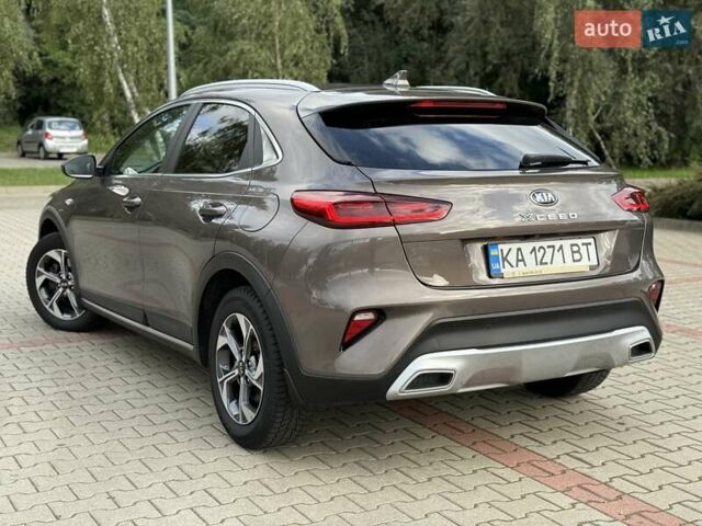 Коричневый Киа XCeed, объемом двигателя 1.35 л и пробегом 75 тыс. км за 16999 $, фото 8 на Automoto.ua