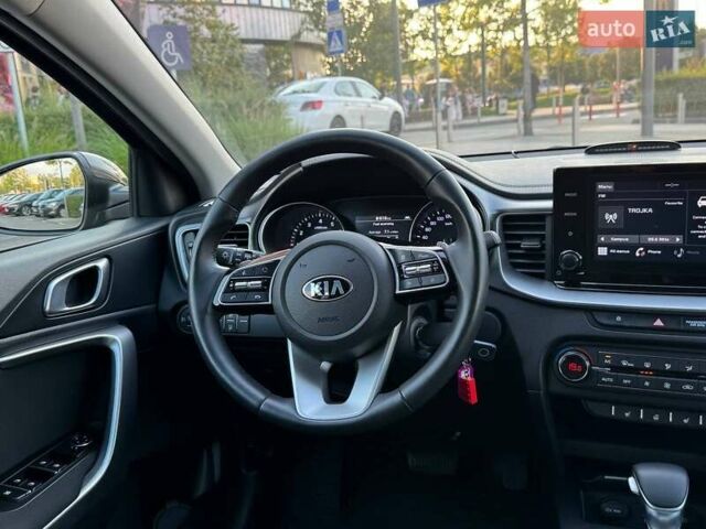 Коричневый Киа XCeed, объемом двигателя 1.35 л и пробегом 46 тыс. км за 20490 $, фото 12 на Automoto.ua