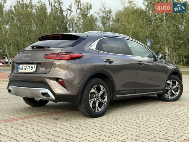 Коричневый Киа XCeed, объемом двигателя 1.35 л и пробегом 75 тыс. км за 16999 $, фото 18 на Automoto.ua