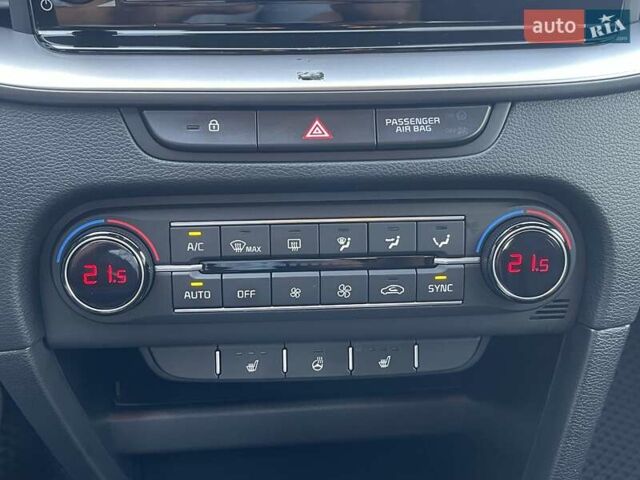 Коричневый Киа XCeed, объемом двигателя 1.35 л и пробегом 21 тыс. км за 18400 $, фото 19 на Automoto.ua