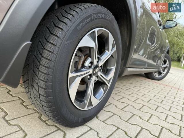 Коричневый Киа XCeed, объемом двигателя 1.35 л и пробегом 75 тыс. км за 16999 $, фото 22 на Automoto.ua