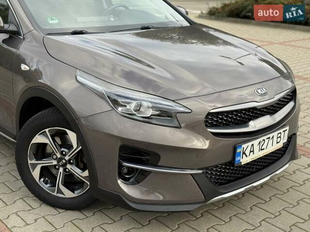 Коричневый Киа XCeed, объемом двигателя 1.35 л и пробегом 75 тыс. км за 16999 $, фото 27 на Automoto.ua
