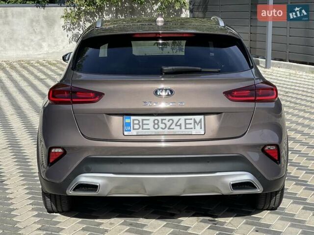 Коричневий Кіа XCeed, об'ємом двигуна 1.35 л та пробігом 20 тис. км за 19200 $, фото 10 на Automoto.ua